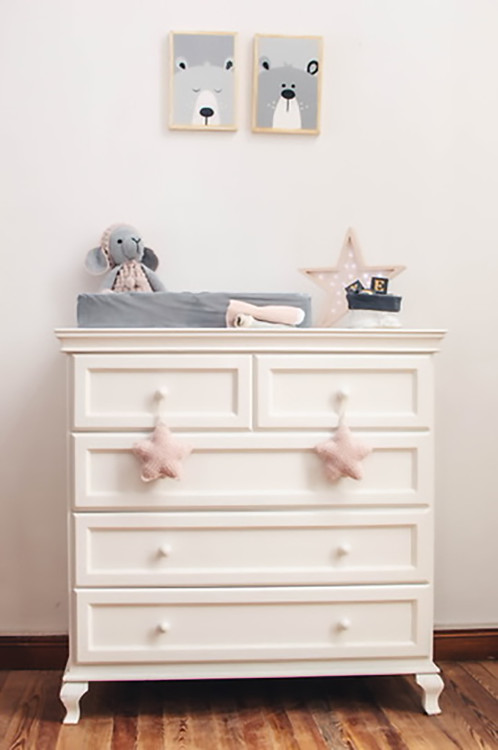 Cómoda de madera